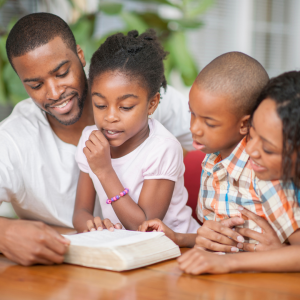 Family Reading Together 